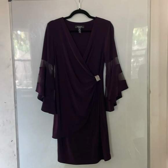 R&M Richards Plum Jewel Gathered Surplice Wrap Dress Size 8P - Picture 4 of 11